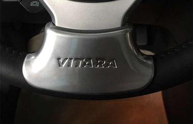 Porcellana SUZUKI VITARA 2015 ha cromato il contorno interno automatico del volante degli accessori fornitore