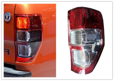 Porcellana Guardia forestale T6 2012 di Ford Assy della lampada di coda di 2013 2014 di OE di stile pezzi di ricambio dell'automobile fornitore