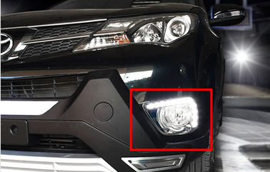 Porcellana Toyota RAV4 2013 2014 luci diurne a LED luci diurne di LED fornitore