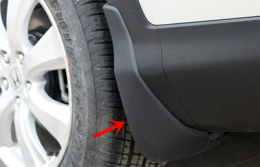 Porcellana Protezioni anti fango dedicate per la Honda CR-V 2012, protezioni anti-splash Nalgene per auto fornitore