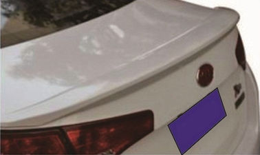 Porcellana Il diruttore posteriore automobilistico per KIA K5 2011 2012 2013 ha fatto tramite il processo dello stampaggio mediante soffiatura fornitore
