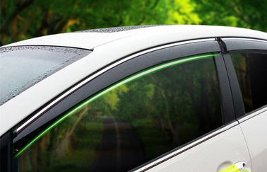 Porcellana Guardia solare e pioggia Visori vetrina auto per KIA K3 2013 con strisce in acciaio inossidabile fornitore