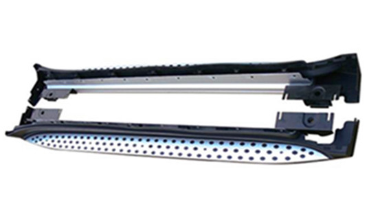 Un buon prezzo. Mercedes Benz ML350 2006-2012 Corridoio laterale ABS in acciaio resistente allo scivolamento in linea
