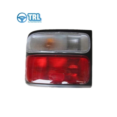 Un buon prezzo. Numero di parte 8156036330 Toyota Coaster Alluminio della lampada anteriore posteriore di plastica 8155436260 in linea