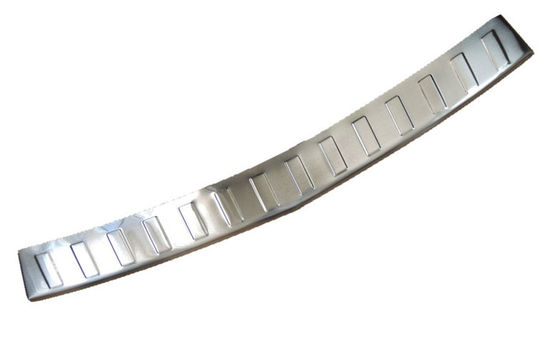 Un buon prezzo. Ricambi per auto Benz Piastre di sgabelli in acciaio inossidabile per GLK300/350 2008 - 2012 in linea