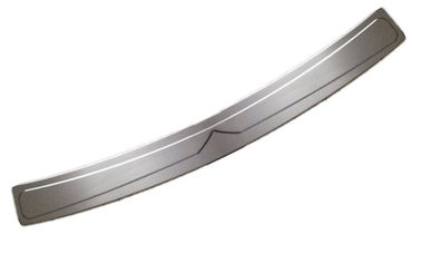 Un buon prezzo. INFINITI EX25 / QX50 Piastre di accensione automatiche illuminate, pedale della porta posteriore. in linea