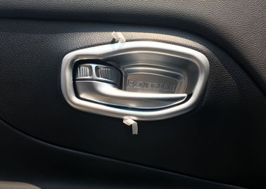 Un buon prezzo. JEEP Renegade 2016 Auto Interior Trim Parts Door Handle Inserts Chrome in linea
