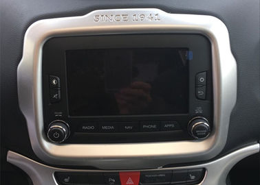 Un buon prezzo. Parti di rivestimento interni auto JEEP Renegade 2016 Multimedia / condizionatore d'aria Modellazione del pannello in linea