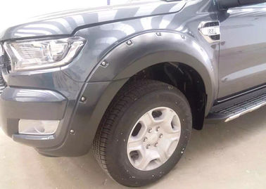 Un buon prezzo. Accessori per auto nuovi Ford Ranger T7 2015 in linea