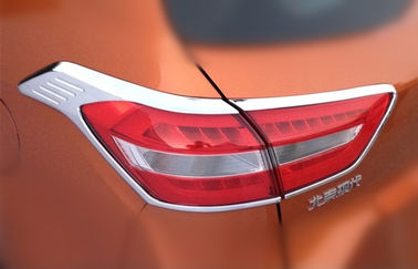 Un buon prezzo. Coperture di fari per auto a coda in cromo ABS per Hyundai ix25 2014 Decorazione del bordo della luce posteriore in linea
